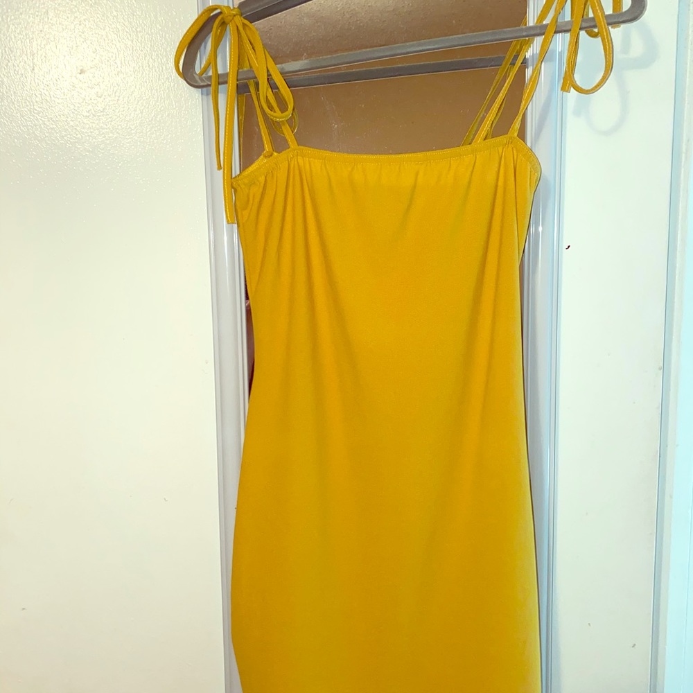 Skinny strap body con dress (yellow)
